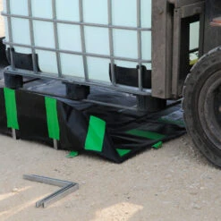 UltraTech 8252 - 10' X 10' Ultra-Containment Berms®, Economy Model -Wessco Shop 37bc00 3 5