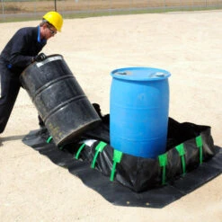 UltraTech 8209 - 6' X 6' Spill Containment Berm, Stake Wall Model -Wessco Shop 37bc06 2 1 6