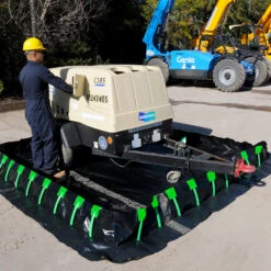 UltraTech 8209 - 6' X 6' Spill Containment Berm, Stake Wall Model -Wessco Shop 37bc06 6 1 3