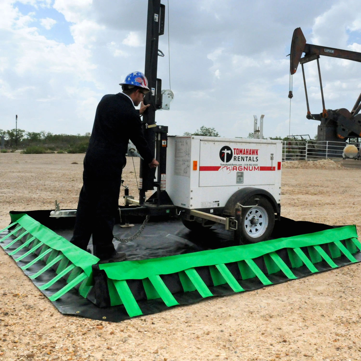 UltraTech 8689 - 15' X 15' Spill Containment Berm, Compact Model - Image 2