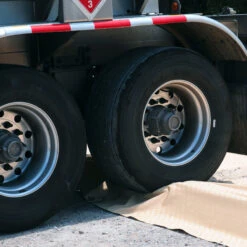 12' X 12' Ultra-Containment Berms®, Modular Model (Gorilla Berm) - UltraTech 8741 -Wessco Shop 8740 7 1 1